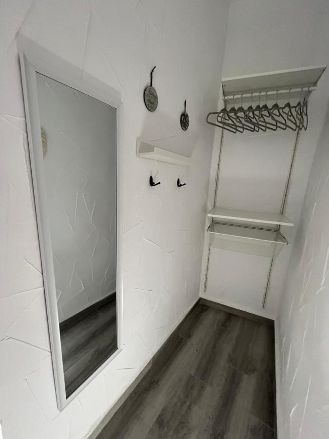 Apartamento La Lola - Patio Privado Jerez de la Frontera Dış mekan fotoğraf
