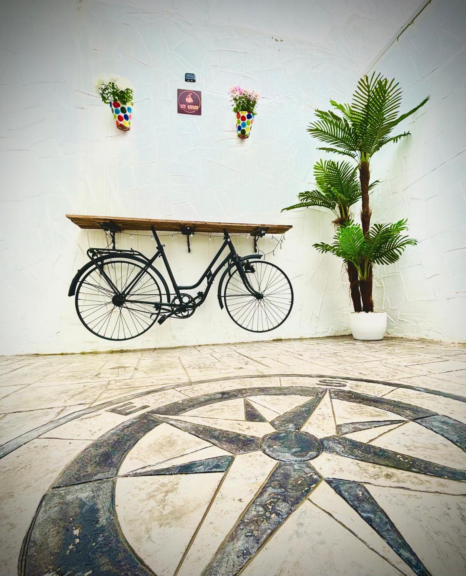Apartamento La Lola - Patio Privado Jerez de la Frontera Dış mekan fotoğraf